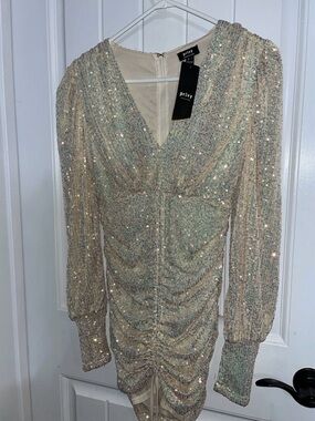 privy Iridescent Sequin V-Neck Mini Dress in Champagne (gold) woman’s small